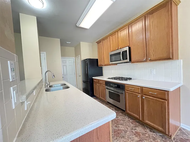 13518 Primula Ct — Photo 5