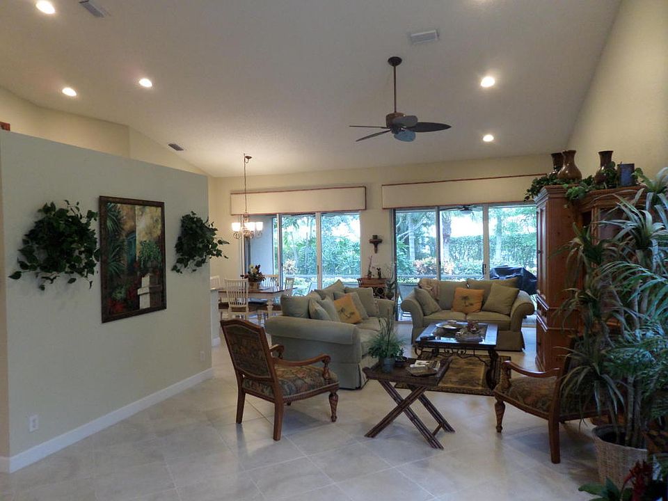 1st image of 4693 Carlton Golf Dr