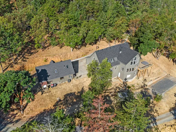 298 Sterling Creek Rd, Jacksonville, OR 97530