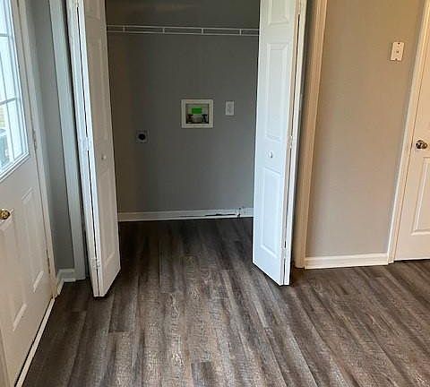 3rd image of 101 Thermal Ct APT A