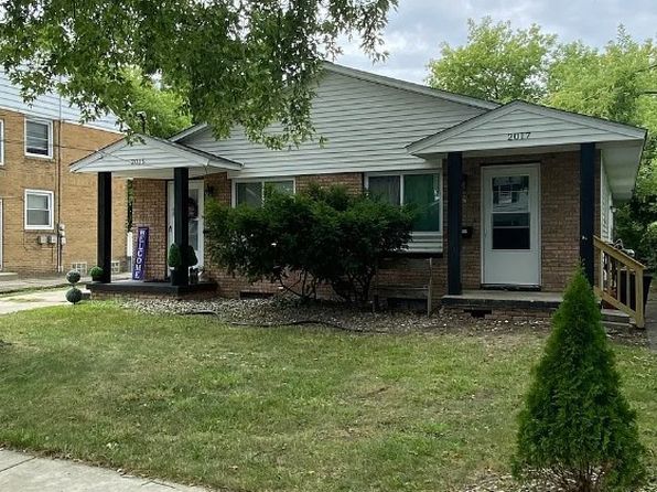 2015 Delaware St #2015