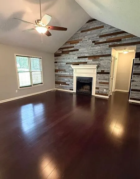 900 Clearbrook Crse SW — Photo 5