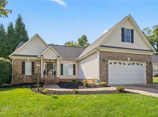 106 Stonegate Ct, Reidsville, NC 27320