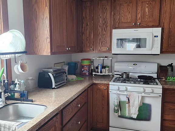 2nd image of 203 S Wooster St