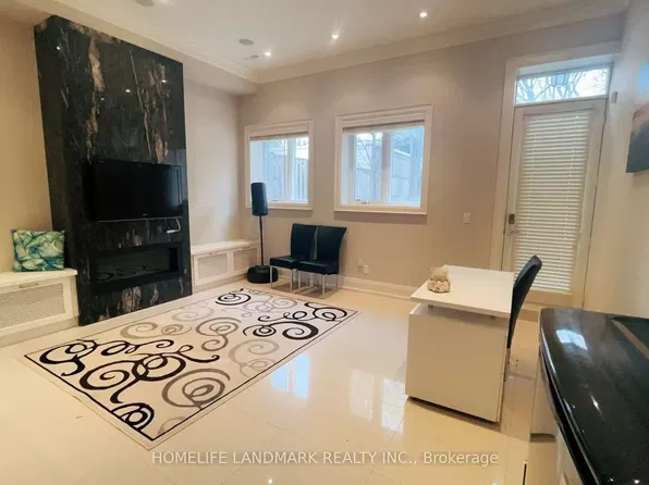 102 Wanless Ave, Toronto, ON M4N 1V9