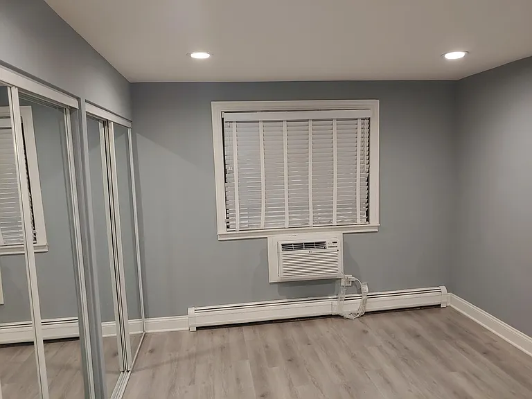 5310 N Chester Ave #314 — Photo 6