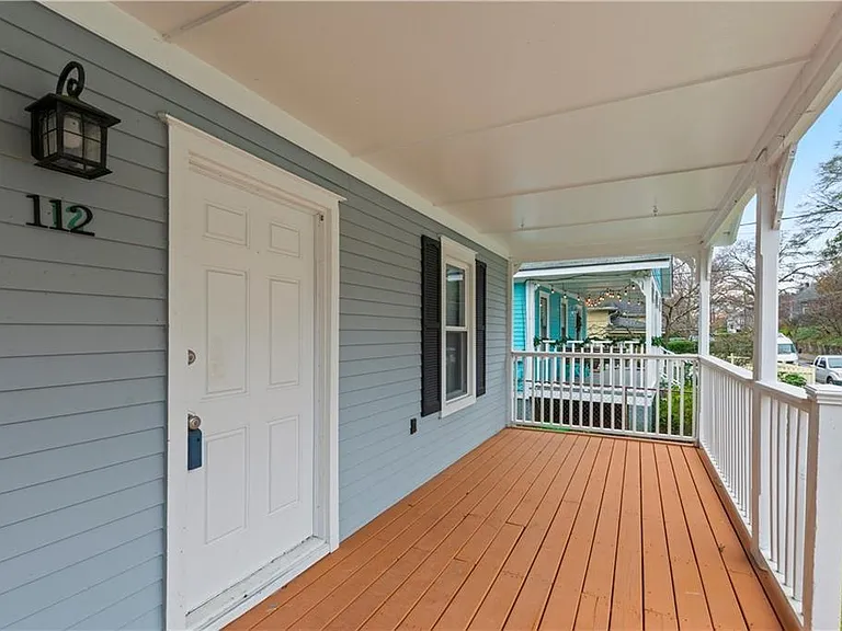 112 Tye St SE — Photo 5