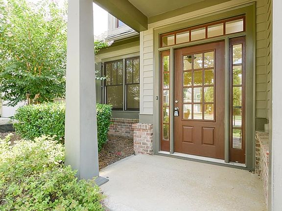 2nd image of 233 Highland Village Ln