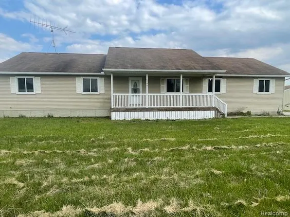 5998 Kelly Rd, Mussey, MI 48014