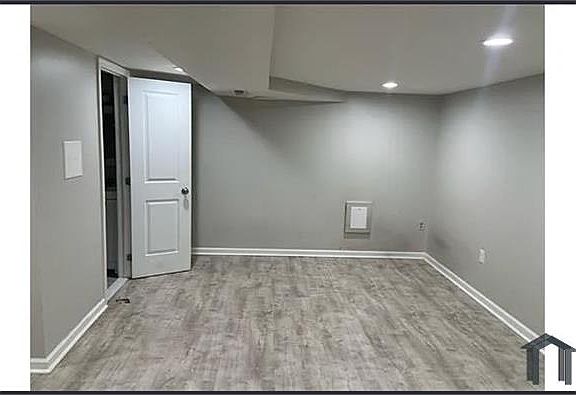 3rd image of 611 Goodman Ave