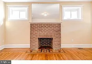476 Lyceum Ave — Photo 5