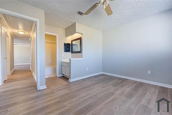 1st image of 14246 Bella Dr
