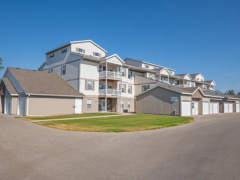 North Pointe Apartments — Photo 35