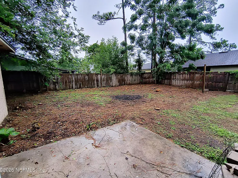 1183 Violet St — Photo 16
