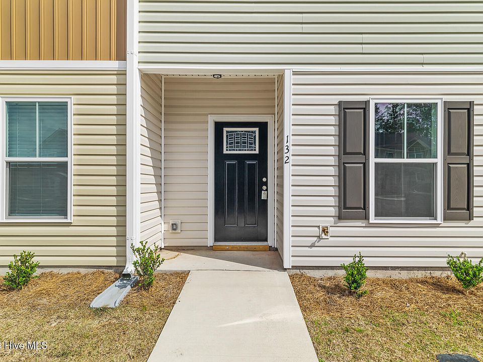 1st image of 132 Buckhorn Avenue