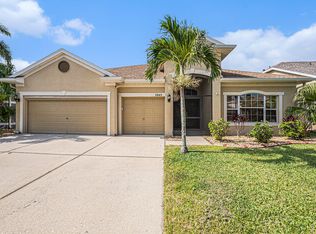 1843 Mira Lago Cir, Ruskin, FL 33570