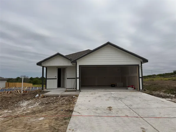 1252 Hickory Grove St, Brenham, TX 77833