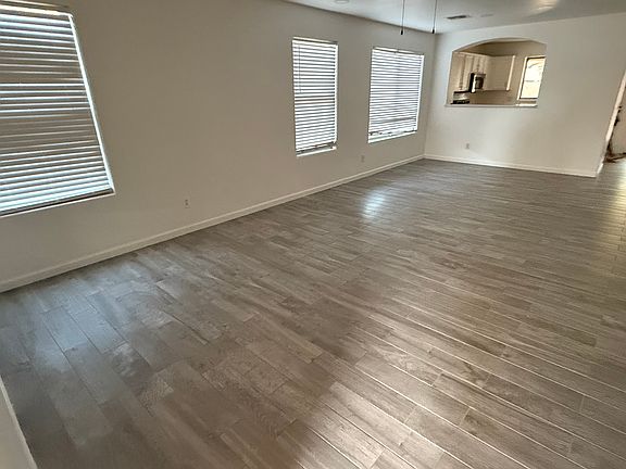 5th image of 14873 W Aster Dr
