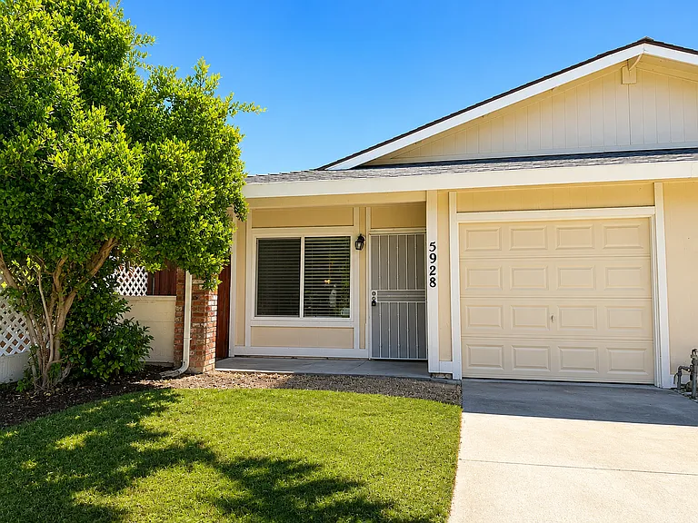 5926 Hilltop Dr — Photo 1