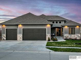 2111 N 188th Ter, Elkhorn, NE 68022