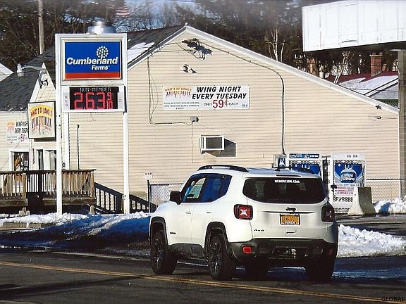 3rd image of 83 Quaker St