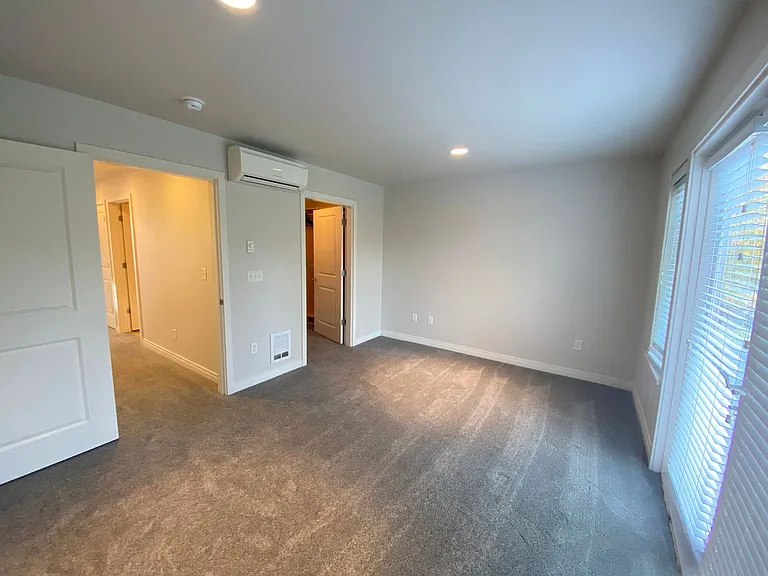 Villas at Woodinville — Photo 22