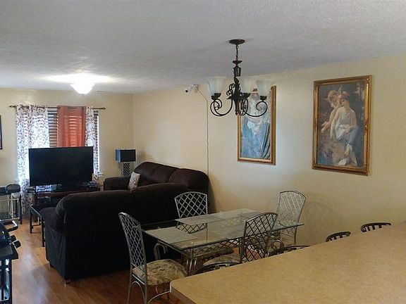 4th image of 132 Olivia Dawn Ln