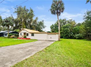 318 NE 4th St, Webster, FL 33597