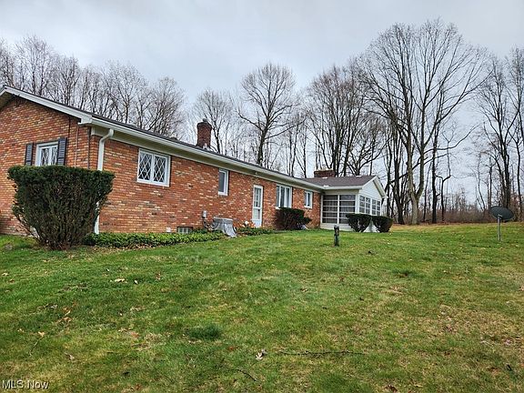 3rd image of 130 E Wellock Dr