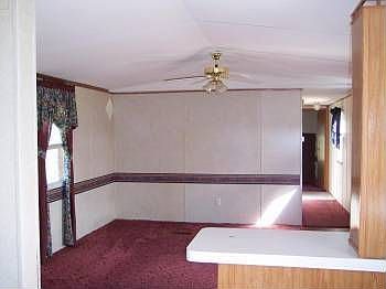 5th image of 9001 Crooked Oak Ct NE