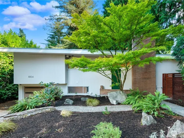 8504 43rd Avenue NE, Seattle, WA 98115