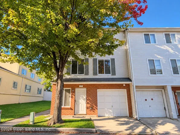 129 Ilyssa Way, Staten Island, NY 10312