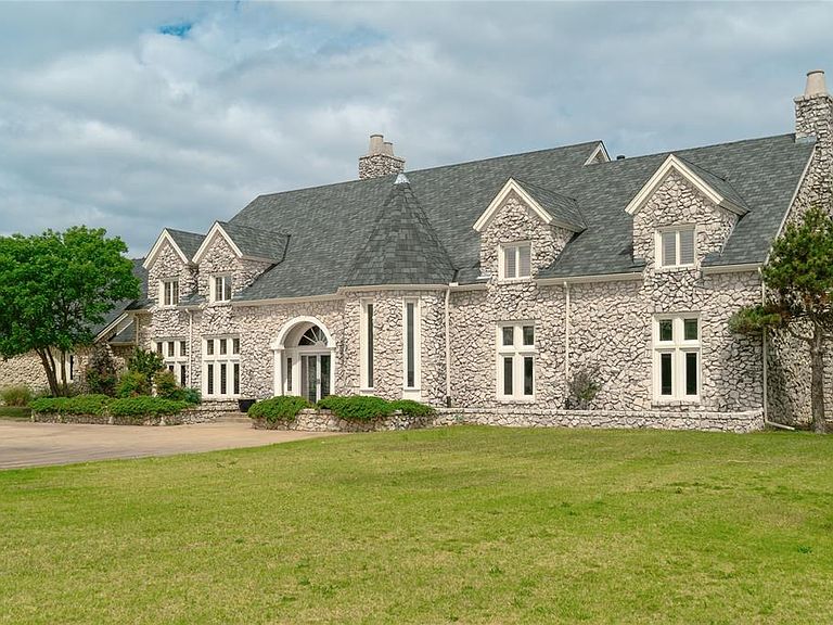 Listing photo 4