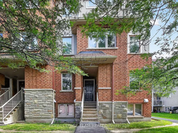 255 Deercroft Ave, Ottawa, ON K2J 0A1