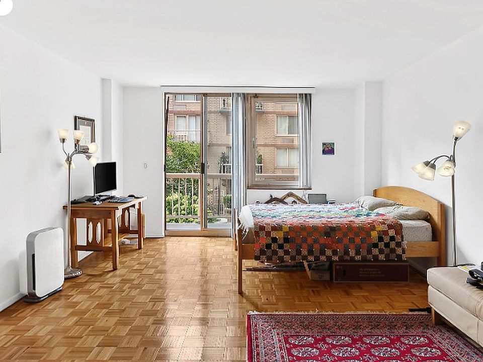 1st image of 393 W 49th St APT 3LL