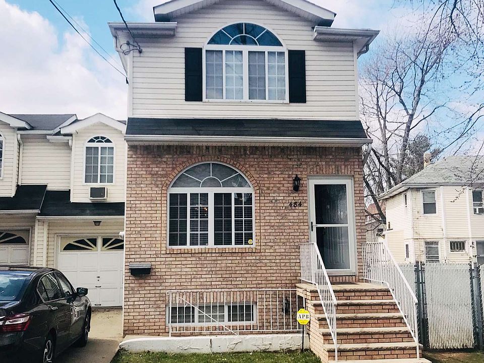 1st image of 484 Crystal Ave