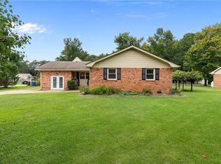 552 Saddlehorn Dr, Chesapeake, VA 23322