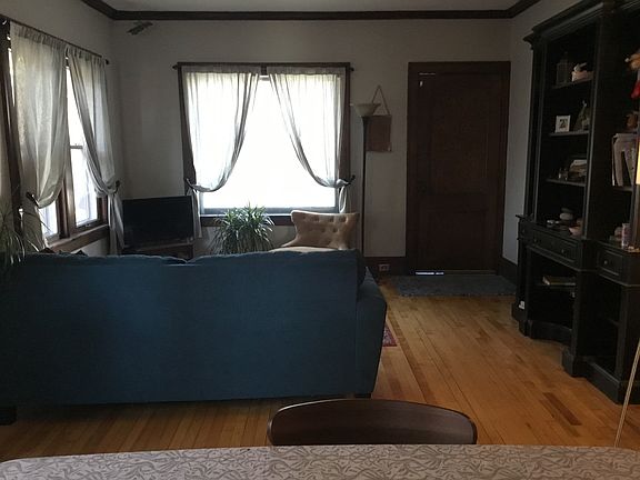 2nd image of 4023 Wentworth Ave