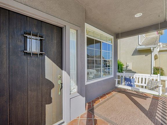 2nd image of 8 Sequoia Dr