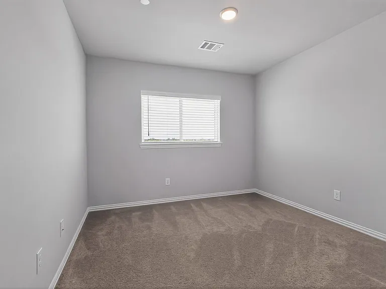 2790 Mariposa Creek Dr — Photo 17