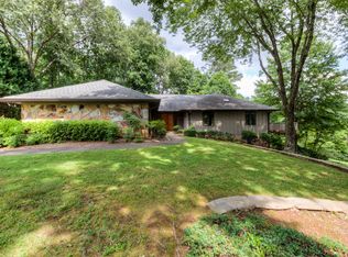 12465 Silver Fox Ct, Roswell, GA 30075