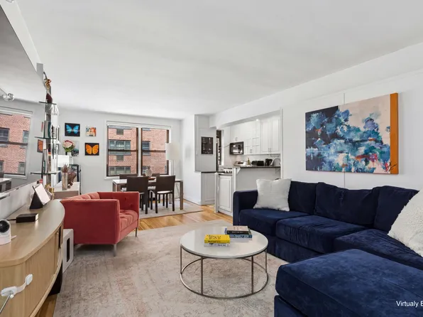 60 East 9th Street image 1 of 8