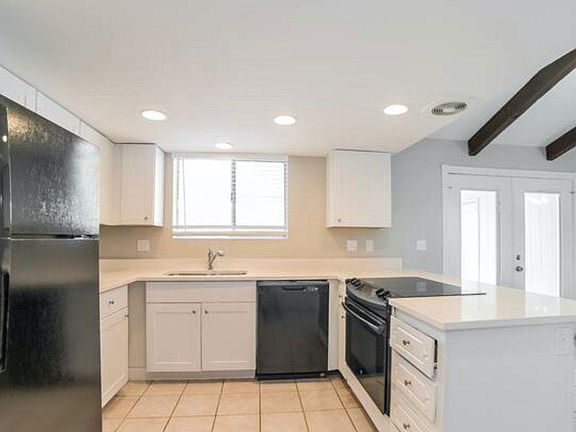 2nd image of 2479 E Jerome Ave