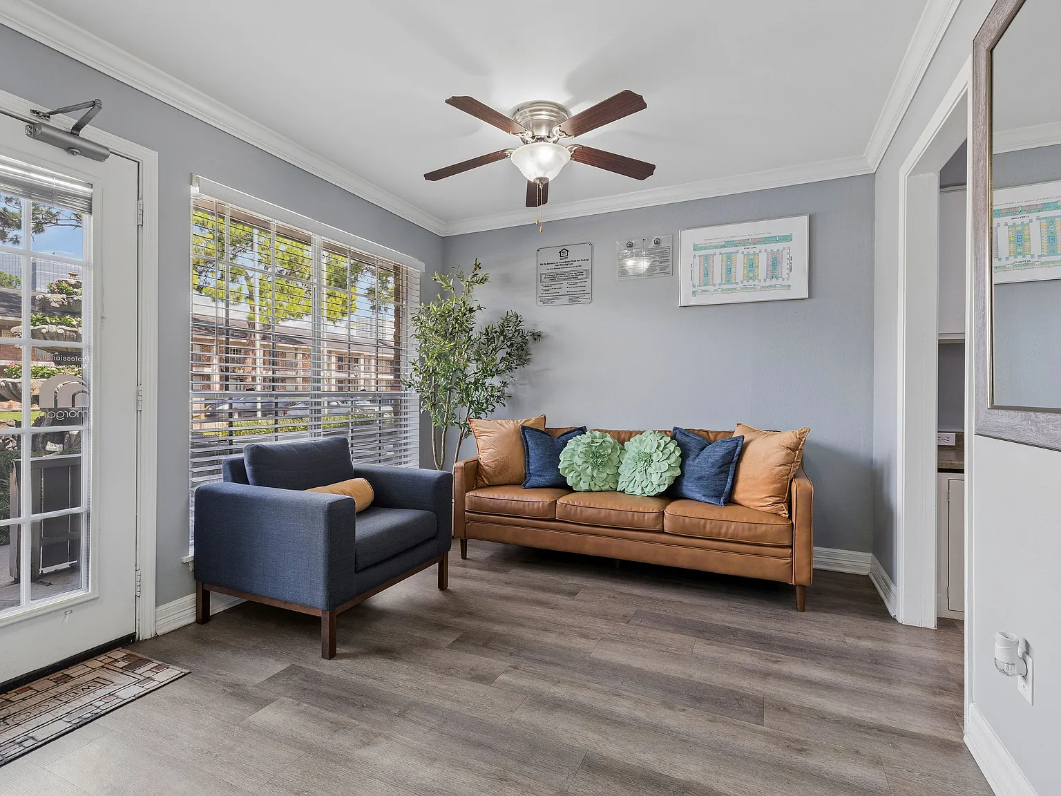 Memorial City Apartments — Photo 2