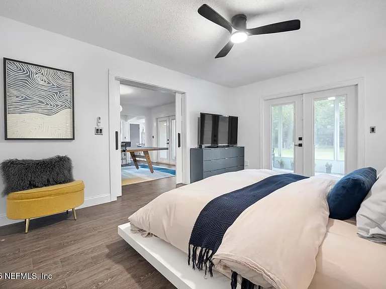 14352 Crystal Cove Dr S — Photo 20