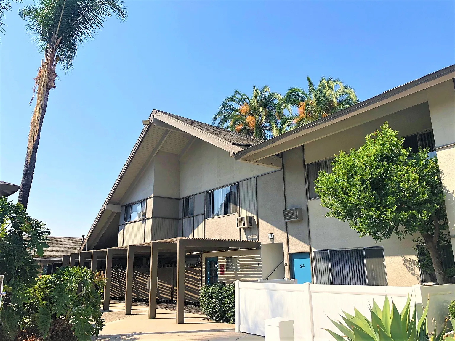 The Huntington at Pasadena — Photo 2