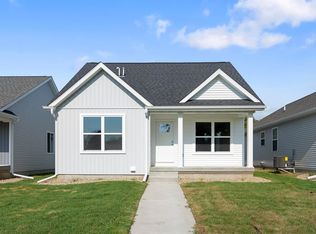 117 Coral Dr, Waterloo, IA 50701