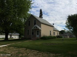 303 Alexandria St, Evansville, MN 56326