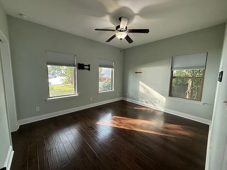 6148 E Bay Blvd — Photo 32