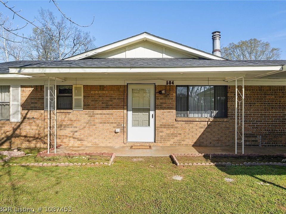 1st image of 504 7th St